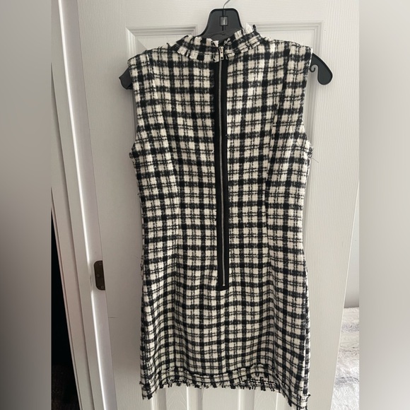 Houndstooth Dress - Picture 2 of 3